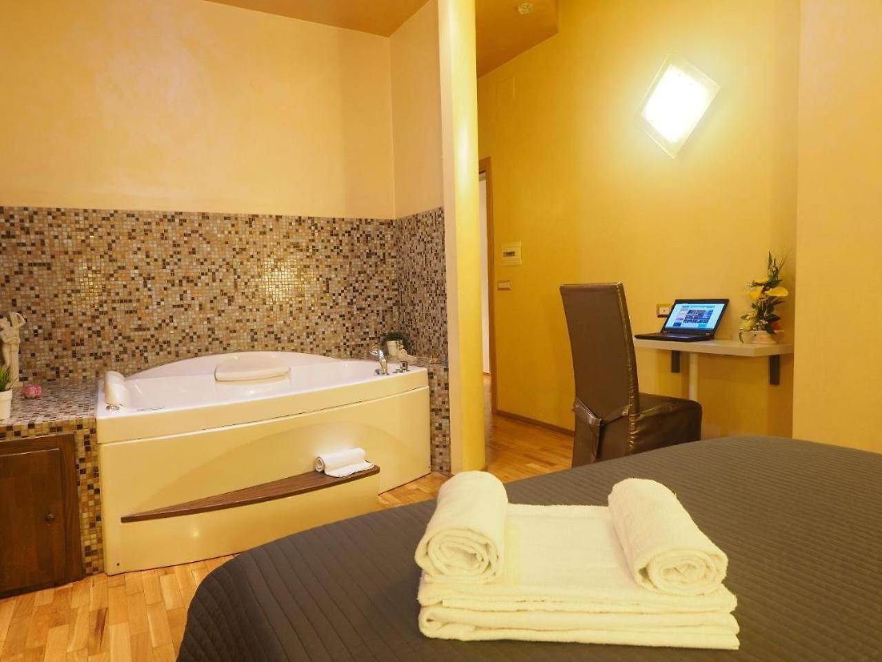 Aparthotel House Borgia Roma Esterno foto